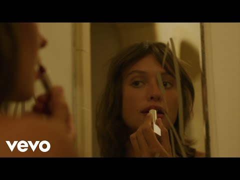 ella jane - I Wanna (Official Video)