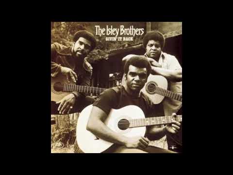 The Isley Brothers - Love The One You&#039;re With