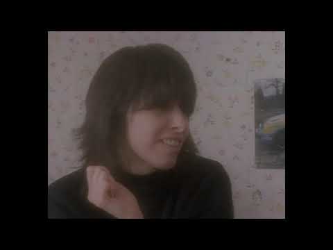 UB40 and Chrissie Hynde - Breakfast in Bed (Official Music Video)