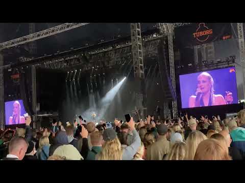Saint Clara - Boys Don’t Cry (Live @ Roskilde Festival 1/7-2023, Arena Stage)