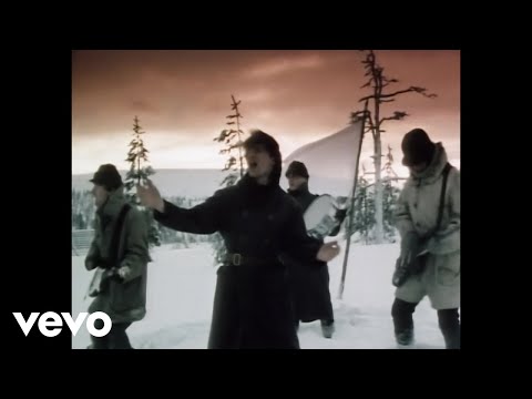 U2 - New Year&#039;s Day (Official Music Video)