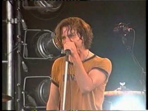 Pearl Jam - Fuckin&#039; Up (Pink Pop 2000)