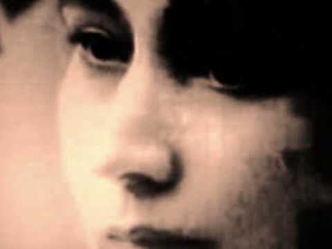 Cocteau Twins - Seekers Who Are Lovers